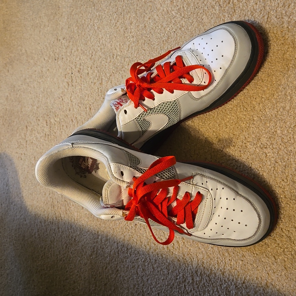 Nike Air Force Ones (vintage 2007)